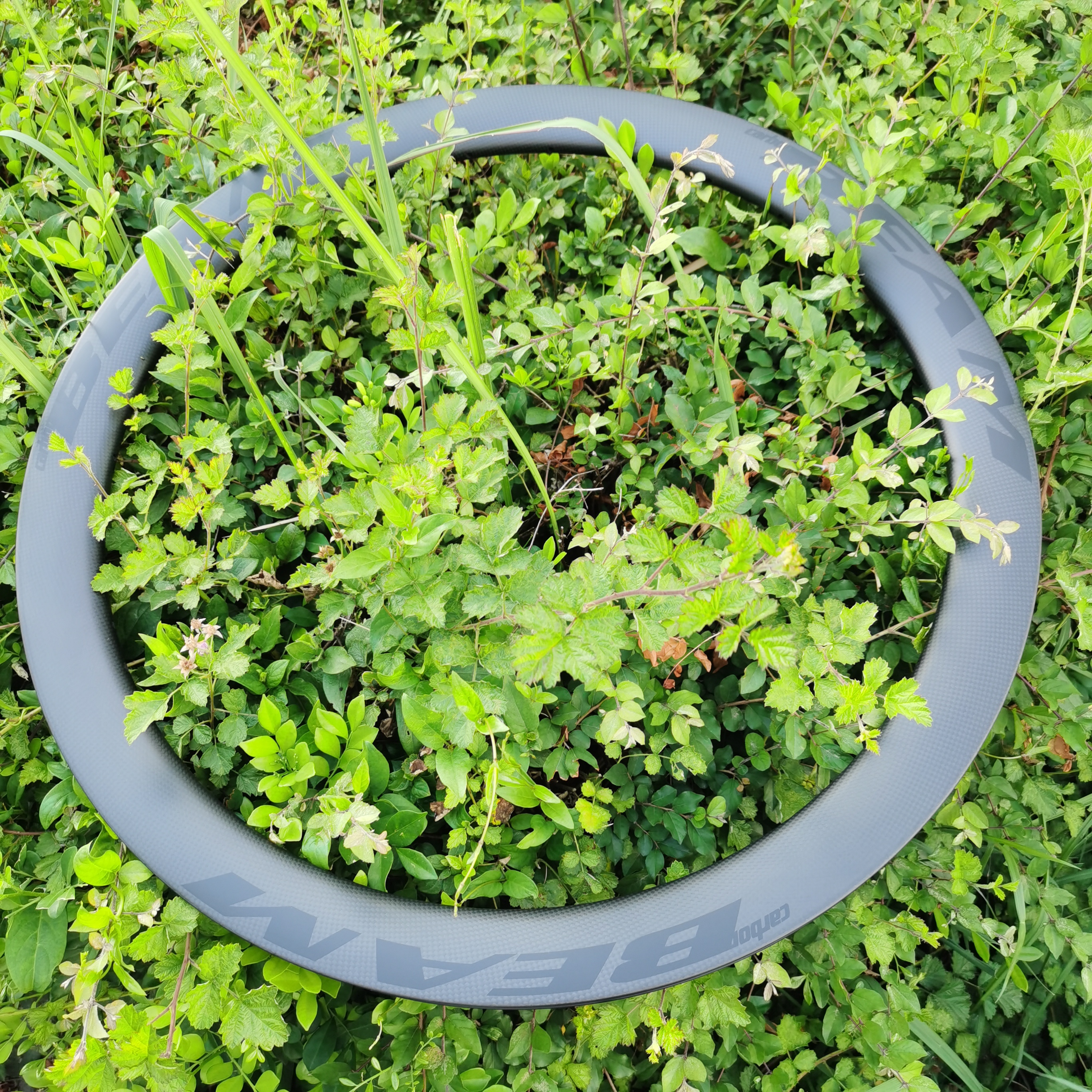 Carbonbeam 36mm wide 700C Grav - Gravel Bike Tires recensie en prijs